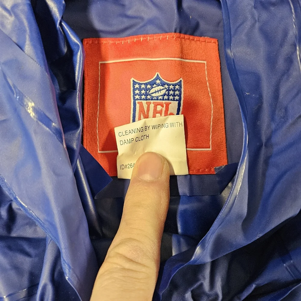 Vintage NFL New York Giants Blue and Red Vinyl Hooded Rain Poncho Unisex Adult - Picture 8 of 16